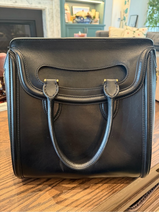 Alexander McQueen Handbags - Alexander McQueen’s Iconic Heroine Bag in Black